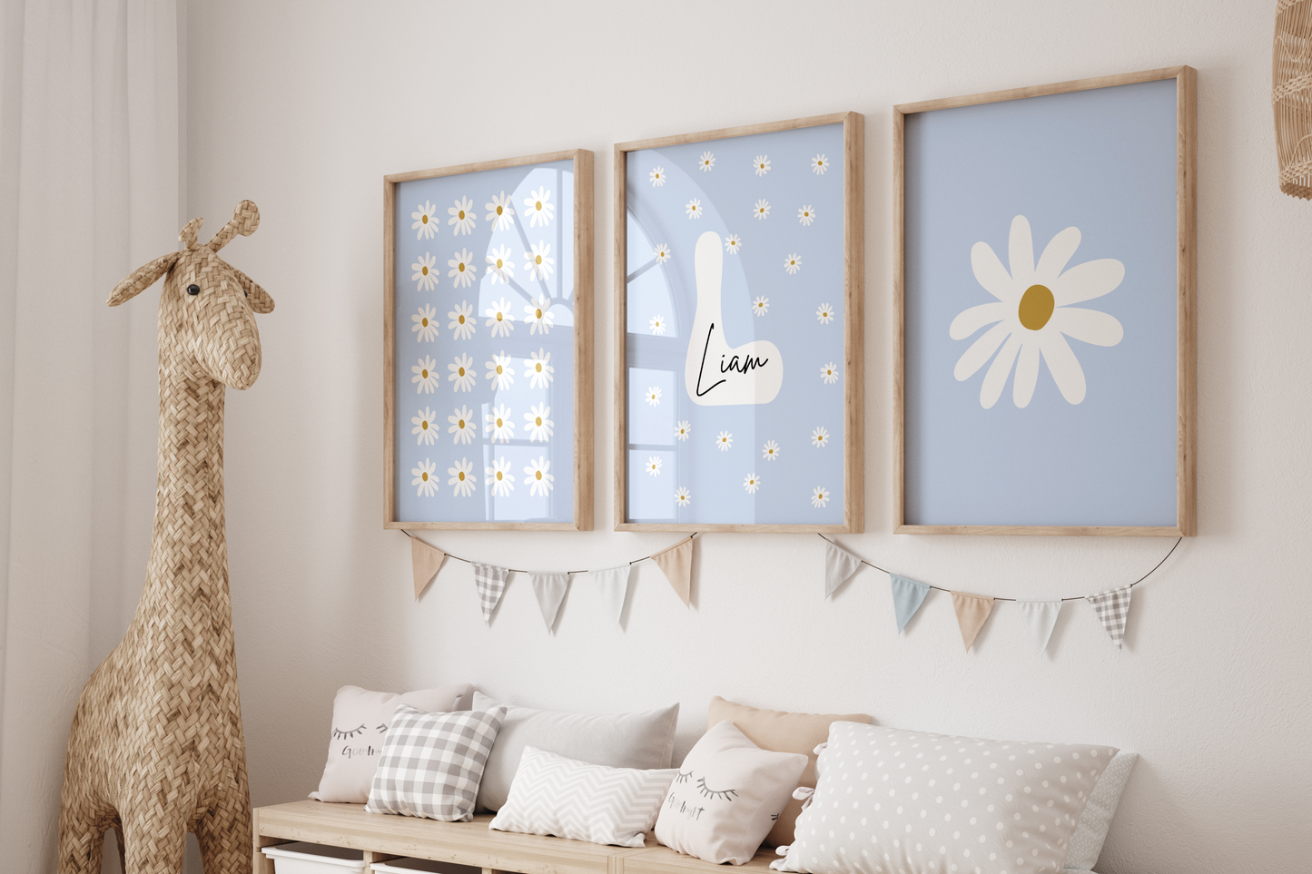 Minimalistisches Daisy-Baby-Namensposter – A4 | A3 | Wandkunst fürs Kinderzimmer | Anpassbares Daisy-Trio-Poster-Set